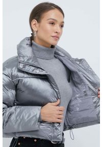 Calvin Klein kurtka damska kolor srebrny zimowa oversize. Kolor: srebrny. Materiał: włókno. Sezon: zima #6