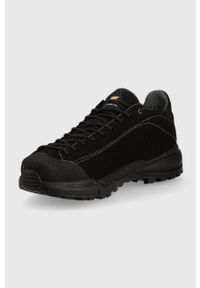Zamberlan buty Free Blast GTX męskie kolor czarny. Zapięcie: sznurówki. Kolor: czarny. Materiał: materiał, tworzywo sztuczne, guma, zamsz, mikrofibra. Szerokość cholewki: normalna. Technologia: Gore-Tex #5