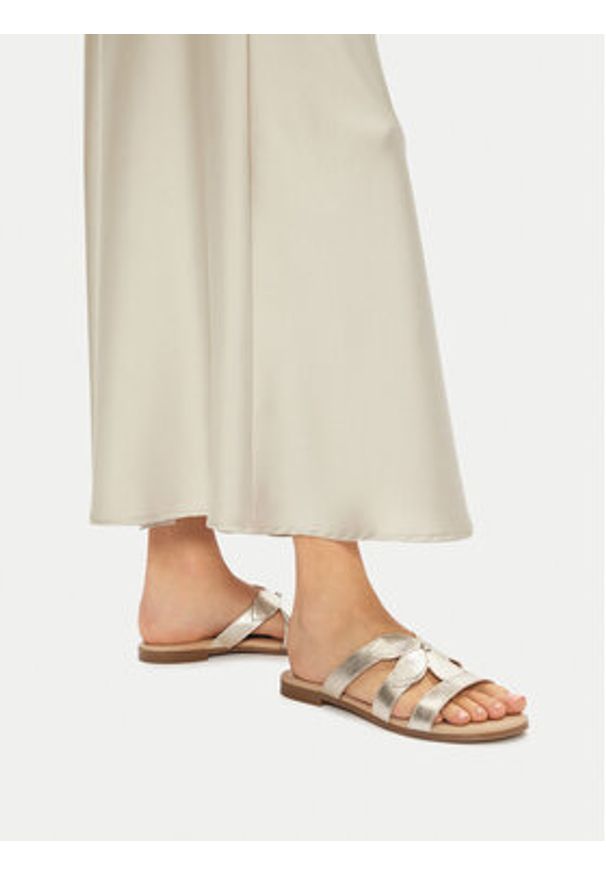 Lasocki Klapki RST-ARENA-69 Złoty. Kolor: złoty. Materiał: skóra