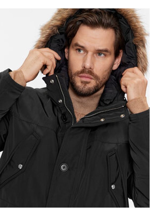 BOSS - Boss Kurtka puchowa Dadico 50499371 Czarny Regular Fit. Kolor: czarny. Materiał: syntetyk