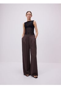 Reserved - Koronkowe body - czarny. Kolor: czarny. Materiał: koronka
