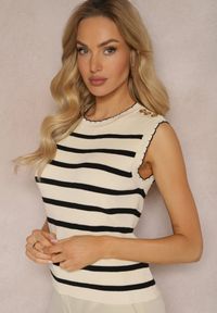 Renee - Beżowa Dzianinowa Bluzka Top Ozdobiona Guzikami i Wzorem w Paseczki Xerenas. Okazja: na spotkanie biznesowe, do pracy. Kolor: beżowy. Materiał: dzianina. Wzór: aplikacja. Styl: elegancki, biznesowy, klasyczny #5