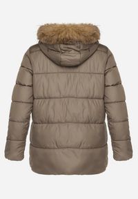 Born2be - Ciemnozielona Kurtka z Pikowanymi Przeszyciami i Kapturem z Futerkiem Anavite. Okazja: na co dzień, na spacer. Kolekcja: plus size. Kolor: zielony. Materiał: futro. Styl: casual #6