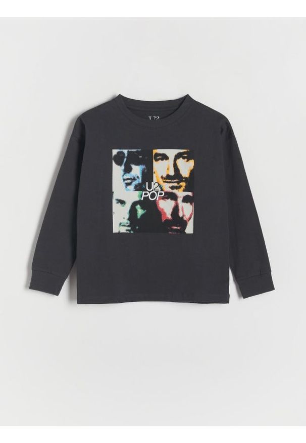 Reserved - Longsleeve oversize U2 - ciemnoszary. Kolor: szary. Materiał: dzianina, bawełna. Długość rękawa: długi rękaw