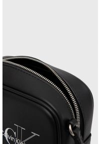 Calvin Klein Jeans torebka kolor czarny. Kolor: czarny. Rodzaj torebki: na ramię #5