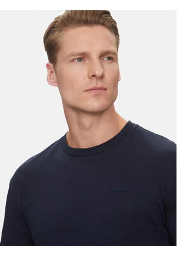 Calvin Klein T-Shirt K10K112749 Granatowy Comfort Fit. Kolor: niebieski. Materiał: bawełna
