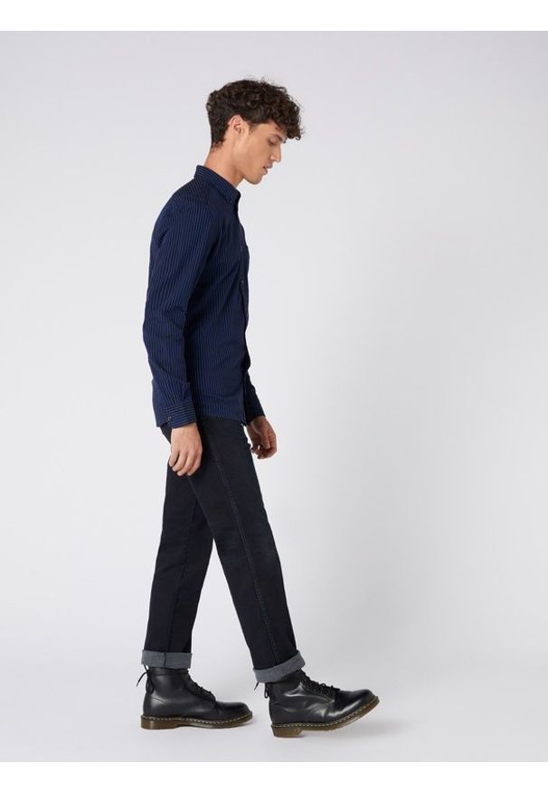 Wrangler - KOSZULA MĘSKA WRANGLER LS 1PKT BDOWN SHIRT DRESS BLUE W5F34MX20 112130125