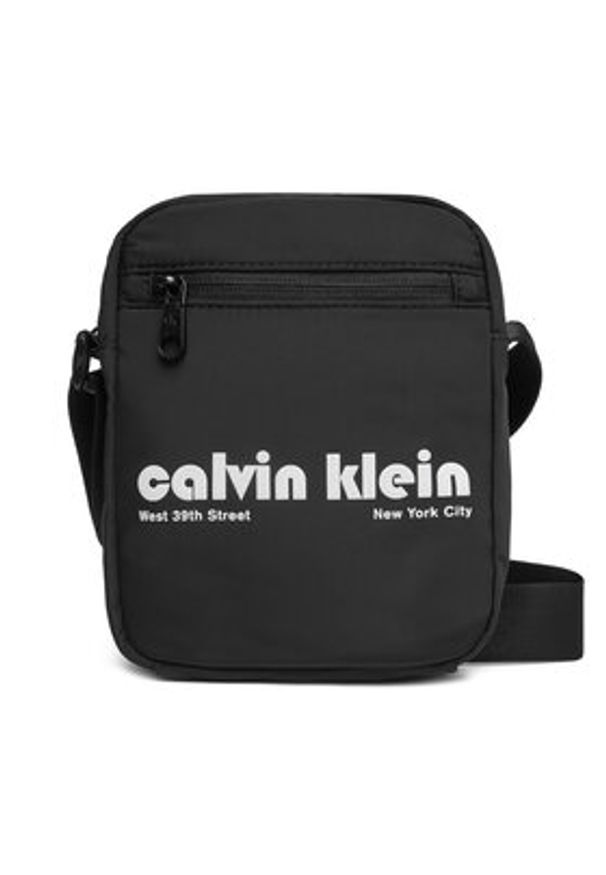 Calvin Klein Saszetka LV04G3180G Czarny. Kolor: czarny. Materiał: poliester