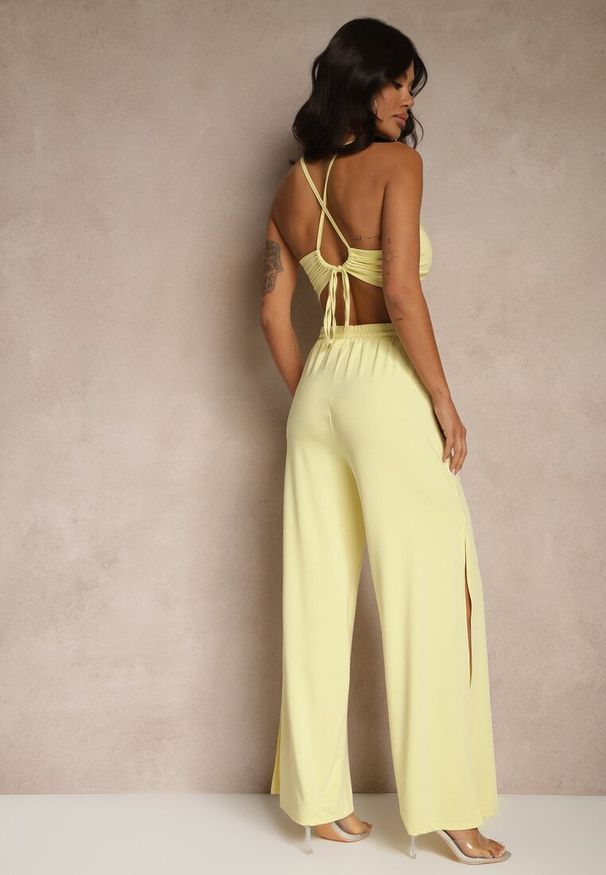 Renee - Żółty Komplet z Wiskozą Wiązany Top i Spodnie o Szerokim Kroju z Rozcięciami Zilavira. Kolor: żółty. Materiał: wiskoza