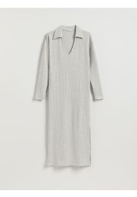 Reserved - Dzianinowa sukienka z wiskozą - jasnoszary. Kolor: szary. Materiał: dzianina, wiskoza. Typ sukienki: proste #1