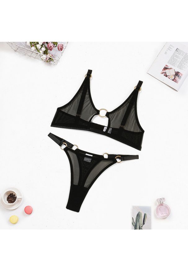 Intica - Bielizna z wycięciami z delikatnych materiałów Ardath. Kolor: czarny. Materiał: materiał