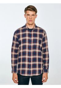 Big-Star - Koszula męska flanelowa w kratę granatowa Flaneno 403. Okazja: na co dzień. Kolor: niebieski. Materiał: tkanina. Długość rękawa: długi rękaw. Długość: długie. Wzór: kratka. Styl: klasyczny, casual