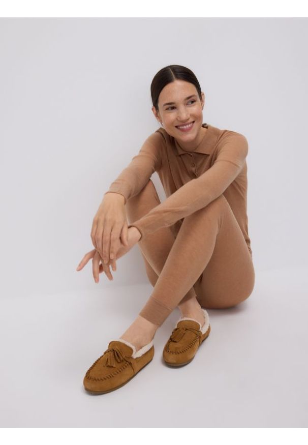 Reserved - Wełniane legginsy - brązowy. Kolor: brązowy. Materiał: wełna