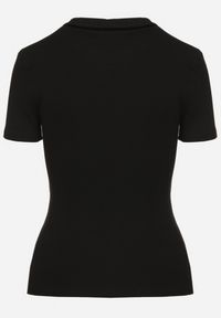 Born2be - Czarny Bawełniany T-shirt Prążkowany Typu Polo z Guzikami Avelavia. Okazja: na co dzień. Typ kołnierza: polo. Kolor: czarny. Materiał: bawełna, prążkowany. Styl: klasyczny, casual