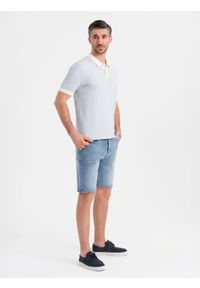 Ombre Clothing - Denimowe męskie szorty o klasycznym kroju – jasnoniebieskie V2 - Rozmiar: M. Kolor: niebieski. Materiał: jeans, elastan, skóra, bawełna. Wzór: aplikacja. Sezon: lato. Styl: klasyczny #8