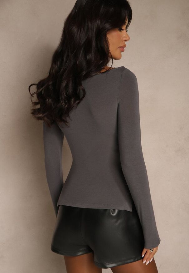 Renee - Ciemnoszara Marszczona Bluzka z Wiskozą Fizzasa. Okazja: na spotkanie biznesowe. Kolor: szary. Materiał: wiskoza. Styl: biznesowy, elegancki