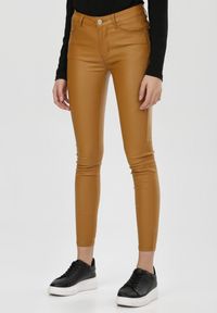 Born2be - Brązowe Spodnie Skinny Copperfoot. Kolor: brązowy. Materiał: materiał, skóra. Długość: długie #6