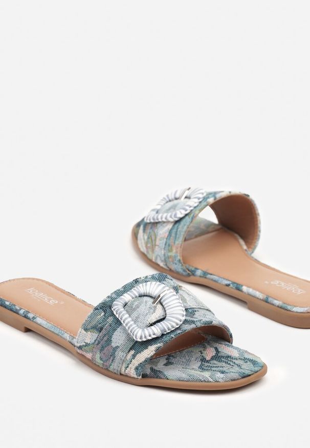 Born2be - Niebieskie Klapki z Ozdobną Klamrą Katilissa. Okazja: na co dzień. Kolor: niebieski. Styl: elegancki, casual