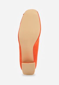 Renee - Pomarańczowe Czółenka Vices na Słupku ze Skórzaną Wkładką Ozdobione Cyrkoniami Fonamira. Okazja: na co dzień. Kolor: pomarańczowy. Materiał: skóra. Wzór: aplikacja. Obcas: na słupku. Styl: casual, klasyczny #4