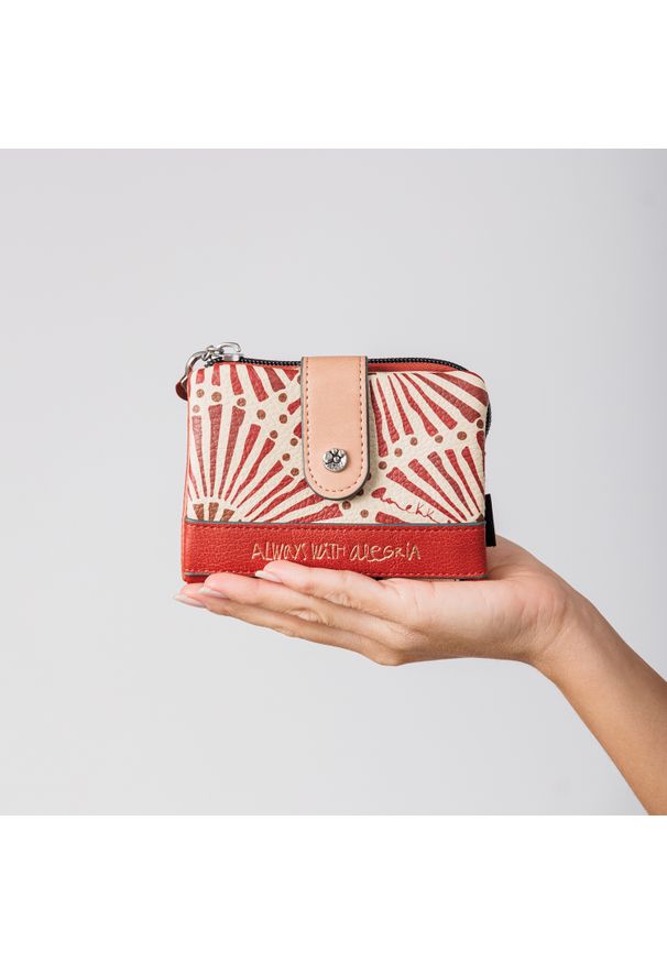 Pomarańczowy Damski Portfel Anekke Premium. Kolor: pomarańczowy. Materiał: materiał. Wzór: aplikacja