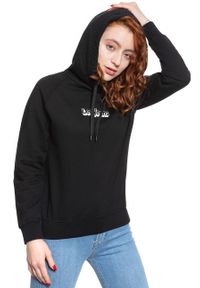 Lee - BLUZA LEE DAMSKA HOODIE BLACK L53WTX01 112112584. Okazja: na uczelnię, na co dzień. Typ kołnierza: kaptur. Materiał: bawełna, materiał, denim, jeans. Wzór: nadruk. Sezon: lato. Styl: sportowy, casual #4