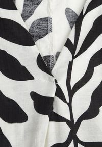 Born2be - Czarna Pudełkowa Sukienka Wiskozowa Bez Rękawów z Wiązanym Paskiem Fontalin. Okazja: na co dzień, do pracy. Kolor: czarny. Materiał: wiskoza. Długość rękawa: bez rękawów. Styl: boho, casual, elegancki #3