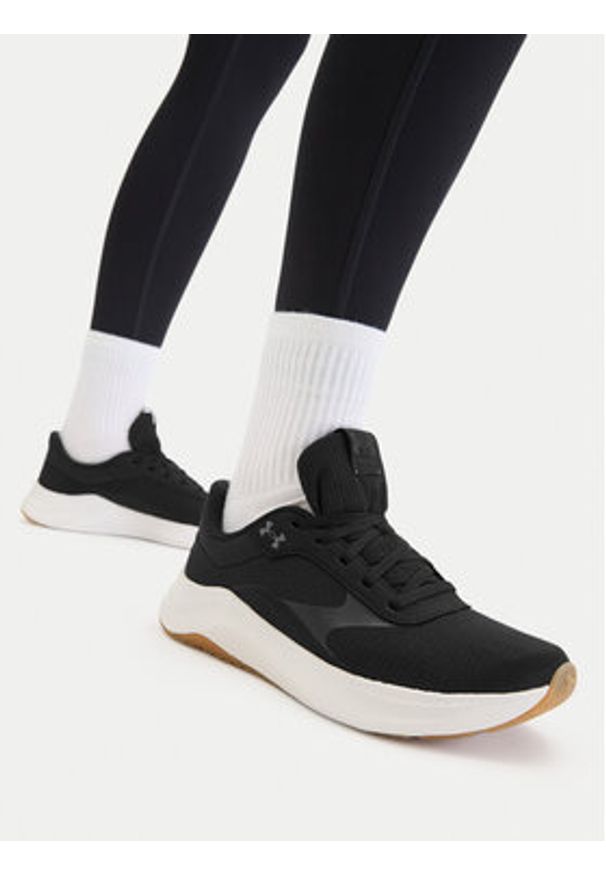 Under Armour Buty na siłownię UA W Aurora 3 6000760 Czarny. Kolor: czarny. Materiał: materiał. Sport: fitness