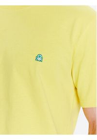 United Colors of Benetton - United Colors Of Benetton T-Shirt 3MI5J1AF7 Żółty Regular Fit. Kolor: żółty. Materiał: bawełna #4