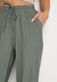 Born2be - Ciemnozielone Szerokie Spodnie z Wiskozy Zyona. Kolor: zielony. Materiał: wiskoza #5
