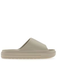 Klapki damskie Converse Essential Slide A12175C - beżowe. Zapięcie: pasek. Kolor: beżowy. Materiał: materiał, syntetyk. Szerokość cholewki: normalna. Sezon: lato. Sport: pływanie