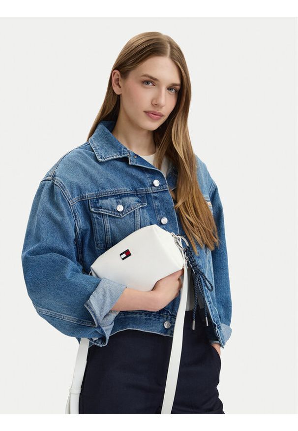 Tommy Jeans Torebka Tjw City Charm Camera Bag AW0AW18456 Biały. Kolor: biały. Materiał: skórzane