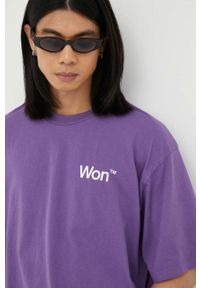 Won Hundred t-shirt kolor fioletowy z nadrukiem. Kolor: fioletowy. Materiał: bawełna, dzianina, prążkowany. Wzór: nadruk #6