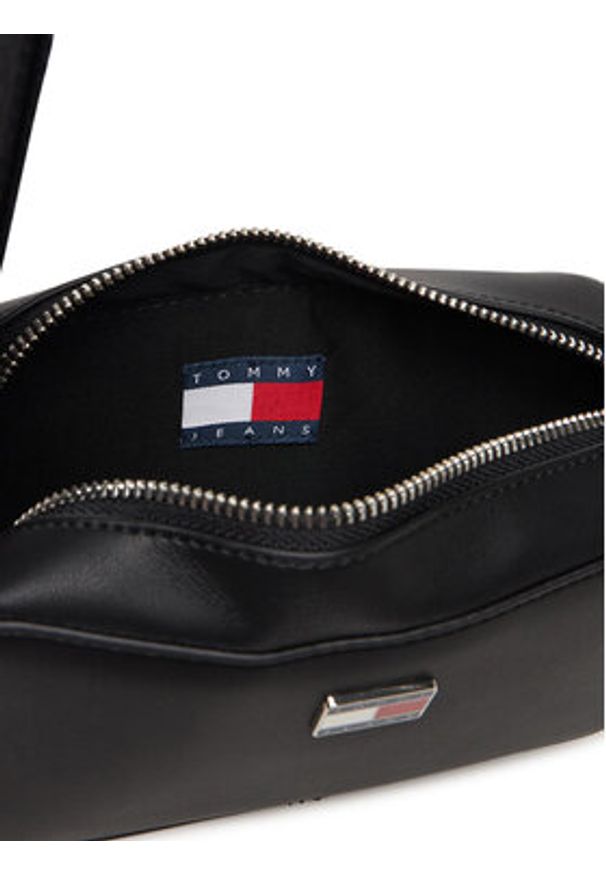 Tommy Jeans Torebka Tjw Daily Elevated Camera Bag AW0AW18065 Czarny. Kolor: czarny. Materiał: skórzane