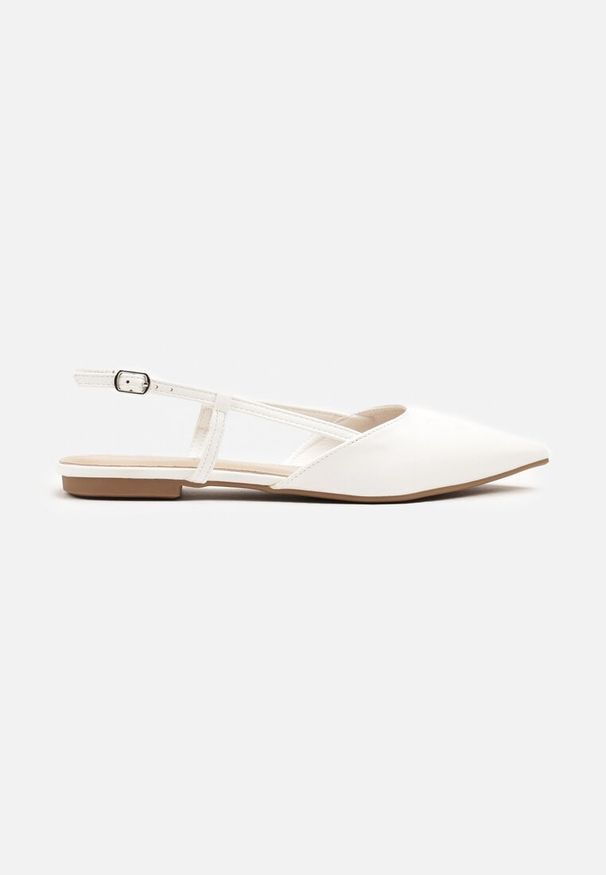 Renee - Białe Sandały Typu Slingback Ozdobione Paskami Nonariel. Okazja: na imprezę. Zapięcie: pasek. Kolor: biały. Materiał: jeans. Wzór: aplikacja. Obcas: na obcasie. Styl: wizytowy. Wysokość obcasa: niski