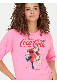 only - ONLY T-Shirt Coca Cola 15355794 Różowy Regular Fit. Kolor: różowy. Materiał: bawełna
