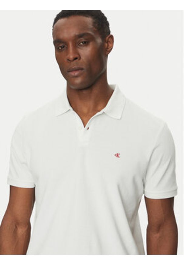 Calvin Klein Jeans Polo LV040EM269 Biały Regular Fit. Typ kołnierza: polo. Kolor: biały. Materiał: bawełna