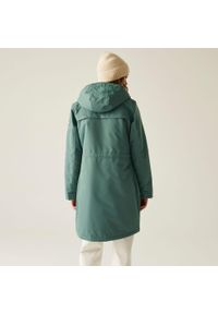 Kurtka przeciwdeszczowa z kapturem damska Regatta Romine II. Typ kołnierza: kaptur. Kolor: zielony. Sezon: zima #2