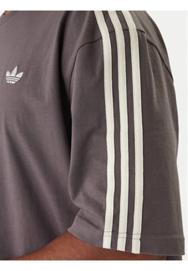 Adidas - adidas T-Shirt adicolor 3-Stripes KE1591 Szary Oversize. Kolor: szary. Materiał: bawełna