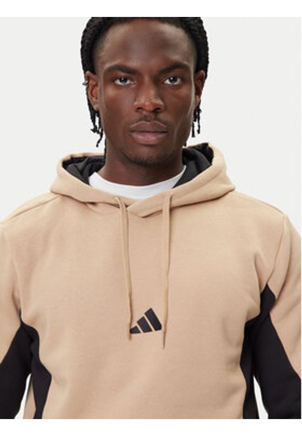 Adidas - adidas Dres Fleece Colorblock KB5265 Beżowy Regular Fit. Kolor: beżowy. Materiał: bawełna, syntetyk