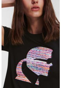 Karl Lagerfeld t-shirt bawełniany kolor czarny. Kolor: czarny. Materiał: bawełna. Długość rękawa: krótki rękaw. Długość: krótkie. Wzór: aplikacja. Styl: klasyczny #4