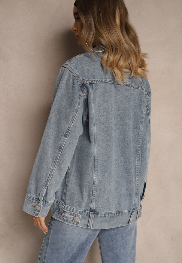 Renee - Niebieska Kurtka Jeansowa o Casualowym Fasonie Belissen. Okazja: na co dzień. Kolor: niebieski. Materiał: jeans. Styl: casual, boho