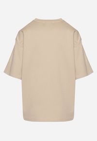 Born2be - Jasnobeżowy T-shirt z Bawełną w Klasycznym Stylu Meravia. Okazja: na co dzień. Kolor: beżowy. Materiał: bawełna. Wzór: gładki. Styl: klasyczny #6