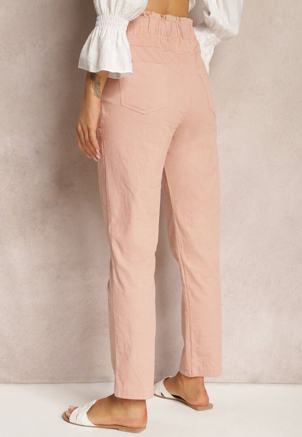 Renee - Różowe Spodnie High Waist ze Sznurkami i Guzikami Arifea. Okazja: na co dzień. Stan: podwyższony. Kolor: różowy. Styl: casual