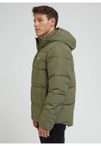 Lee - LEE PUFFER JACKET MĘSKA KURTKA ZIMOWA Z KAPTUREM CIEPŁA OLIVE GROVE L87NNYA61. Typ kołnierza: kaptur. Sezon: zima #4
