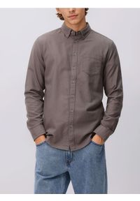 Reserved - Bawełniana koszula slim fit - brązowy. Kolor: brązowy. Materiał: bawełna