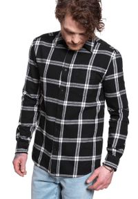 Wrangler - MĘSKA KOSZULA WRANGLER LS 1PKT SHIRT BLACK W5A1T2100. Kolor: czarny #4