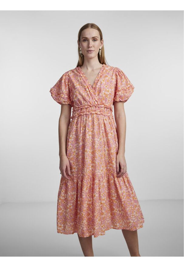 YAS Sukienka 26029909 Różowy Regular Fit. Kolor: różowy. Materiał: bawełna