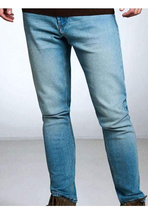 Sinsay - Jeansy slim fit - niebieski. Kolor: niebieski