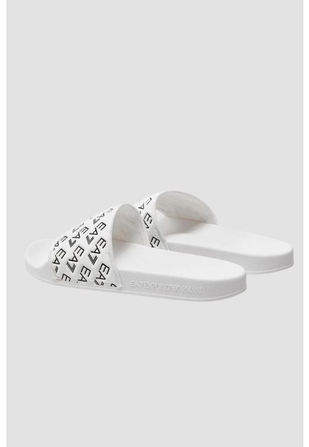 EA7 Emporio Armani - EA7 EMPORIO ARMANI Białe klapki. Kolor: biały