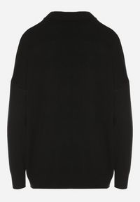 Born2be - Czarny Gładki Sweter z Rękawami Typu Nietoperz Ralanevia. Okazja: do pracy, na co dzień. Kolor: czarny. Wzór: gładki. Styl: casual #5